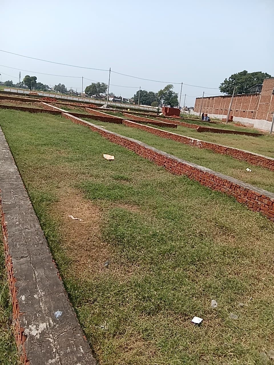 Plot photo 1