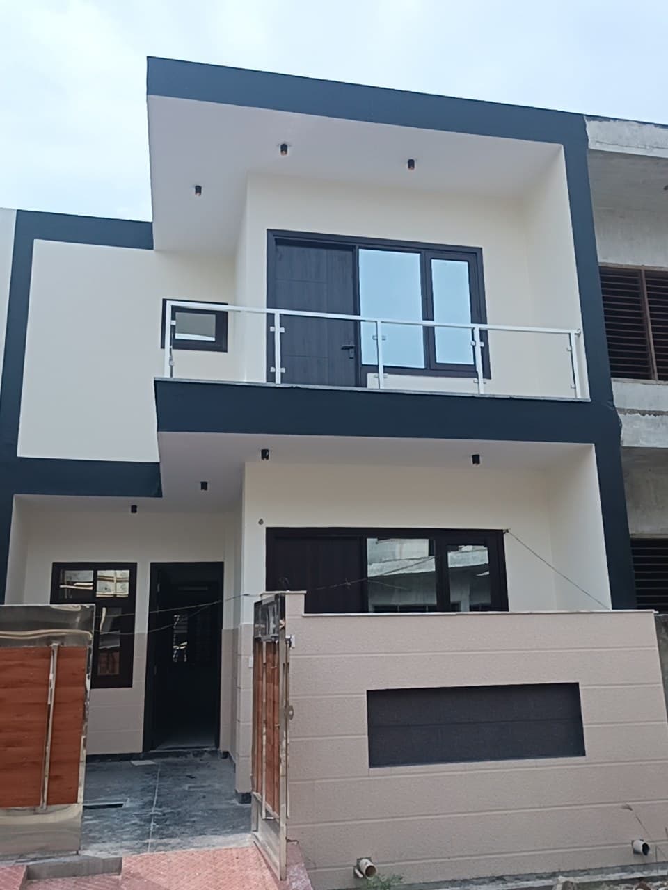 House photo 2