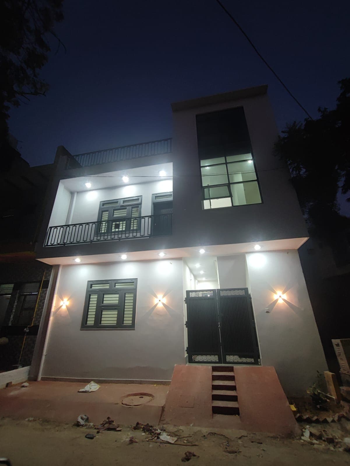 House (73 gaj) 1lakh/gaj photo 1